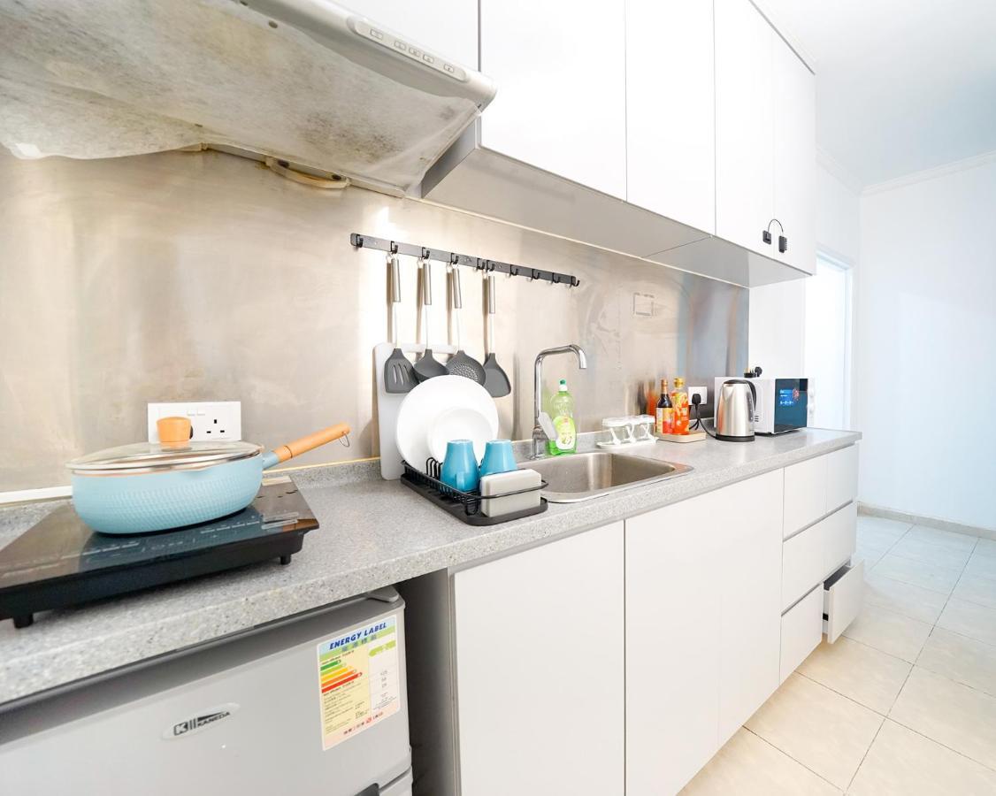 Shared Dormitory Wan Chai Road 187 Hong Kong Exterior foto